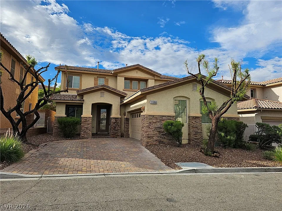 11066 Village Ridge Ln
