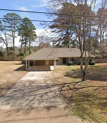 1003 S Maple St Photo 1
