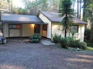 62809 Kuehn Rd, Coos Bay, OR 97420