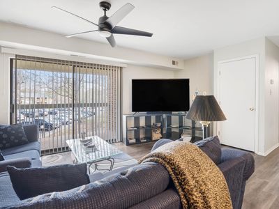 1287 Schaub Dr APT J, Raleigh, NC, 27606