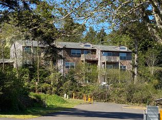 425 Shell Ave #3, Depoe Bay, OR 97341