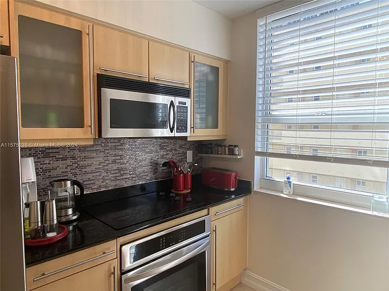 2080 S Ocean Dr #401 — Photo 11