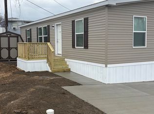 CLAYTON D15 Center Manor plan