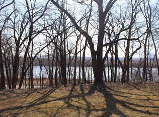 2105 E Town Line Rd, Leaf River, IL 61047