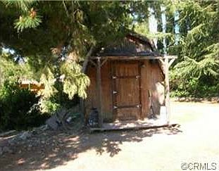 2nd image of 828 Kimbark Ave