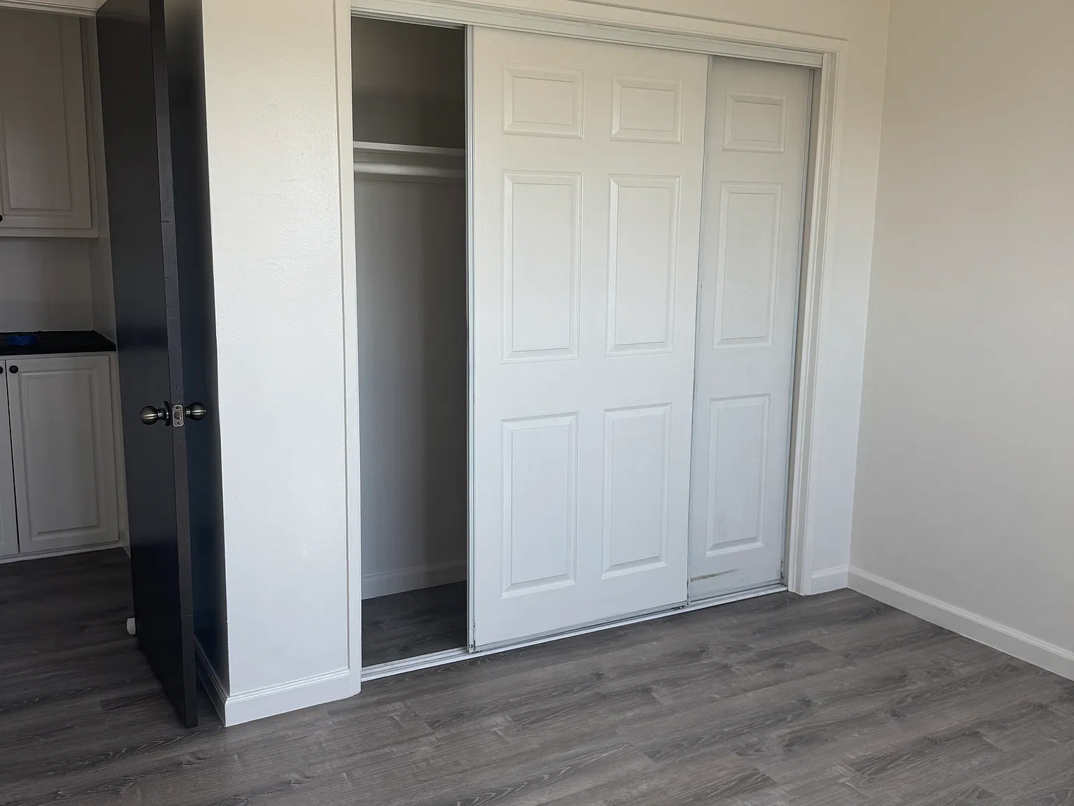 2 bed, $2,200 — Photo 4