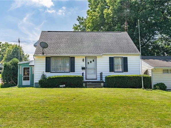 1200 38th St NW, Canton, OH 44709