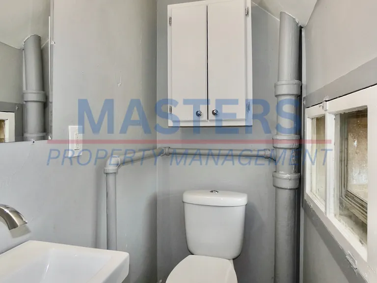 237 Yondota St — Photo 10