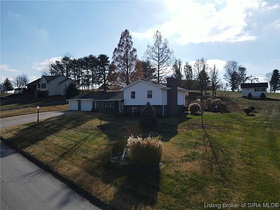 4th image of 104 Macon Avenue
