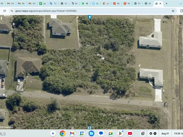 2815 58th St W, Lehigh Acres, FL 33971