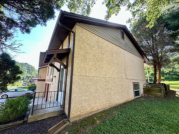 2nd image of 13419 Woodstile Ct