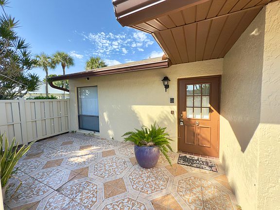 4th image of 1016 Green Pine Boulevard #A
