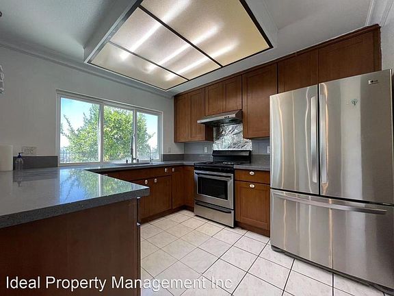 4th image of 2708 E Melissa St