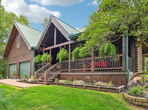 3712 Yatesville Wissler Rd NE, Bloomingburg, OH 43106