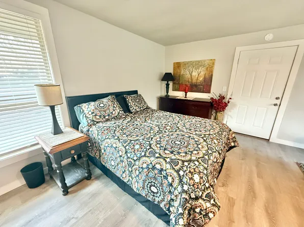 2518 Marlandwood Rd #B, Temple, TX 76502