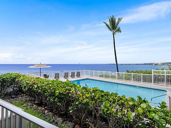 3rd image of 75-6016 Alii Dr APT 1299