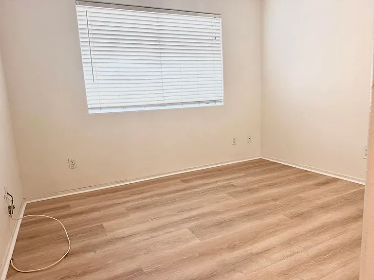 33411 Campus Ln — Photo 6
