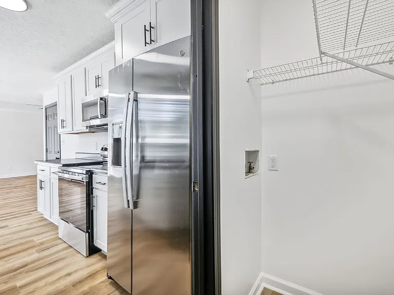 1824 Cottingham Ct — Photo 16