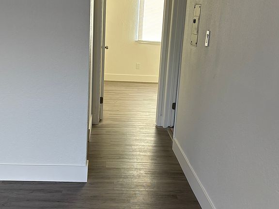 5th image of 226 Arana Dr APT A