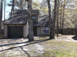 712 Ninebark Ct, Newport News, VA 23608
