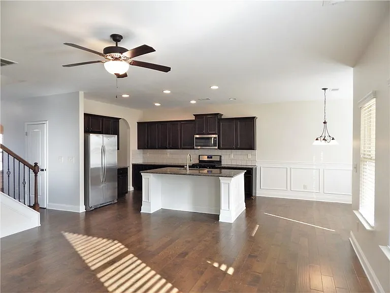 2441 Melton Common Dr — Photo 79