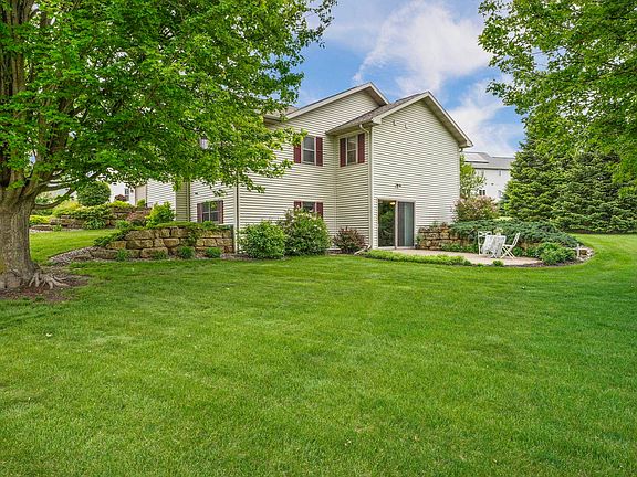 2nd image of 605 Prairie Hills Dr