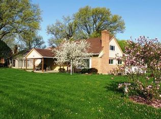 944 Springbrook Dr, Cincinnati, OH 45224