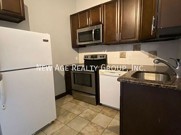 2nd image of 4233 Baltimore Ave Unit 2F