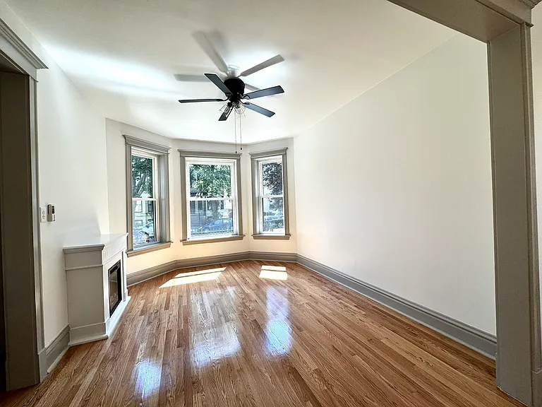 2424 N Mozart St #1 — Photo 7