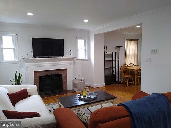 2nd image of 2931 Rogers Dr