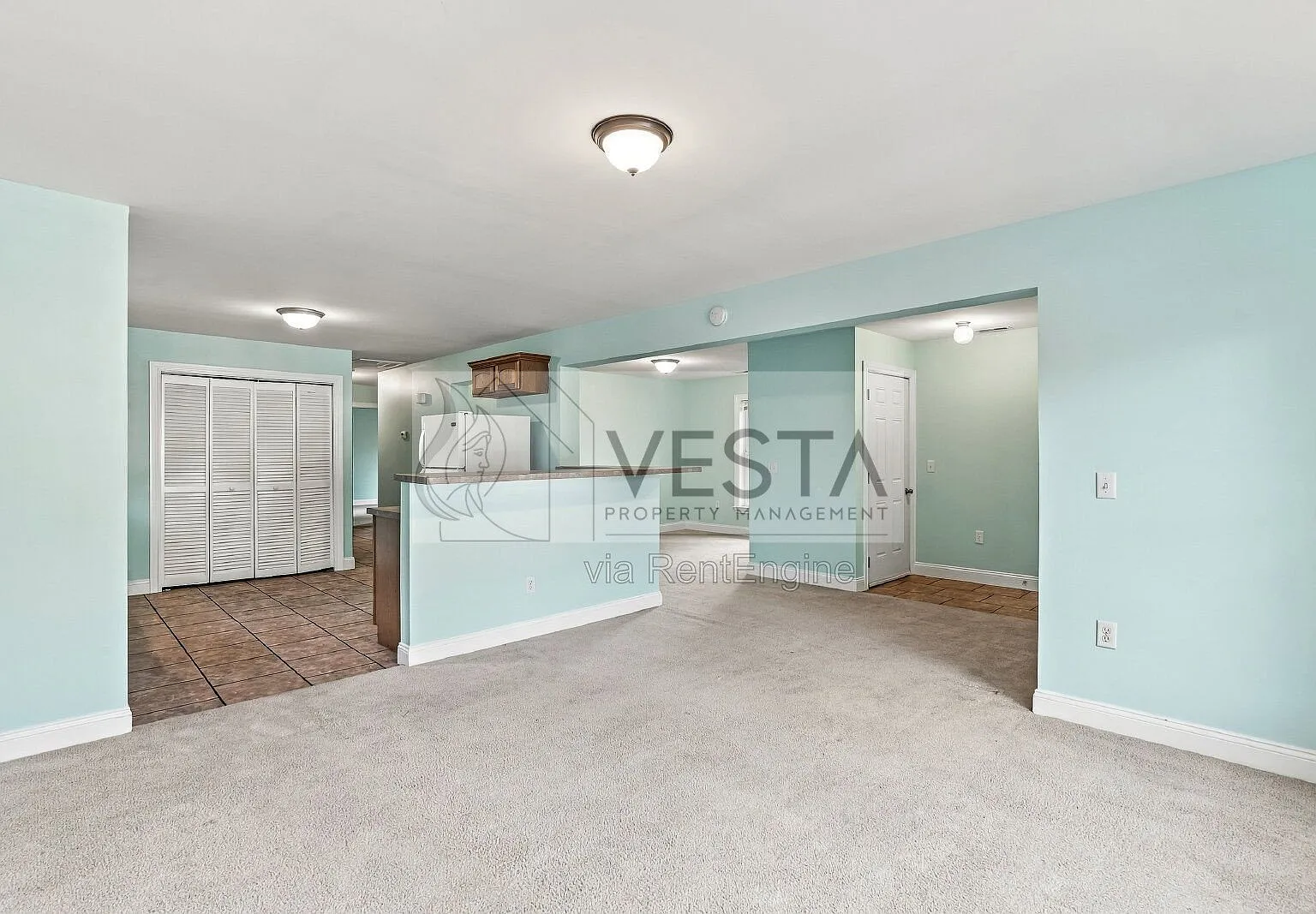 3 bed, 2.0 bath, 1600 sqft, $1,795 — Photo 4