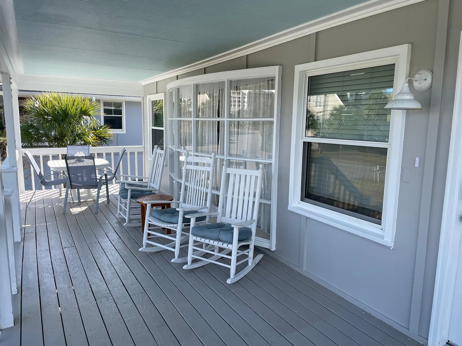 3 bed, 1280 sqft, $3,850 — Photo 3
