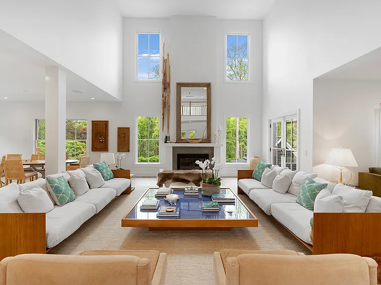 9 Kings Ln — Photo 14