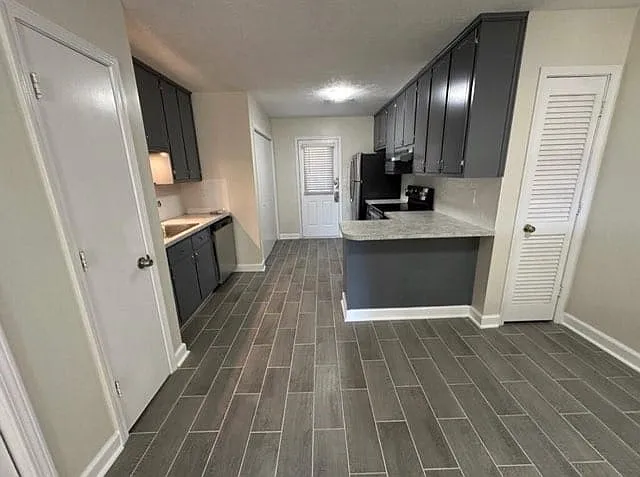 253 Haymarket Ln #253 — Photo 3