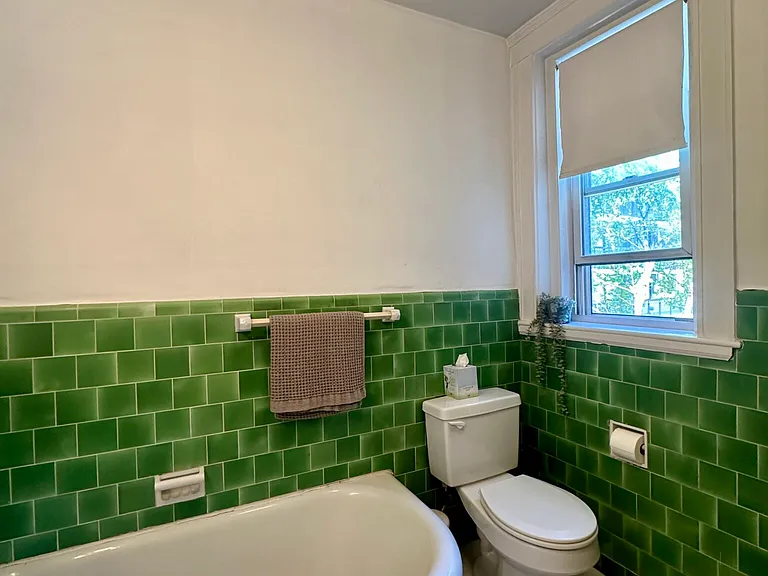 44 Longwood Ave #3 — Photo 20