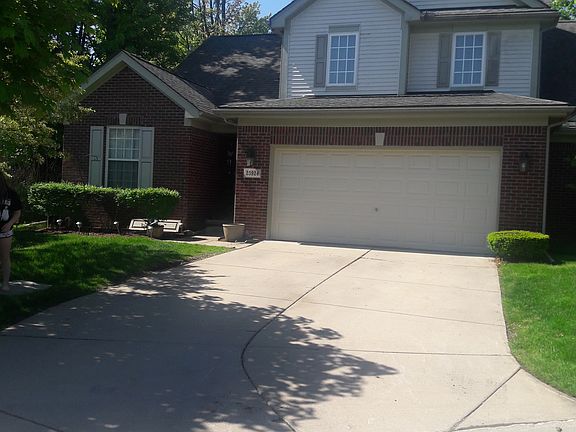 2nd image of 25924 Ashby Dr