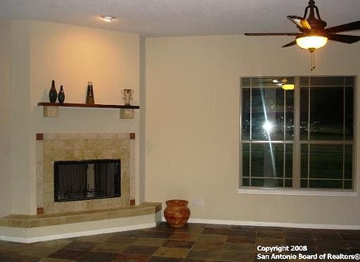 3rd image of 610 Jack Nicklaus Dr
