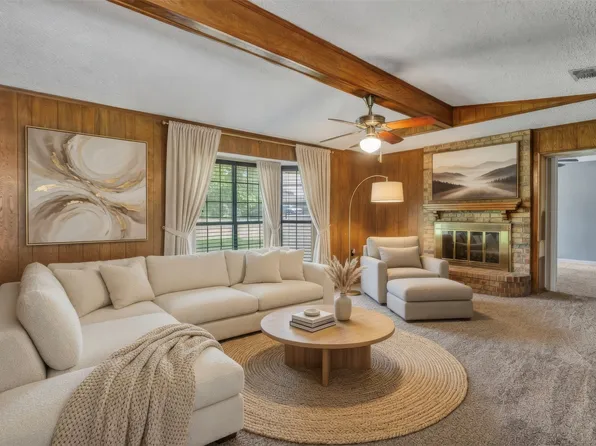 108 Prairie Creek Rd, Red Oak, TX 75154