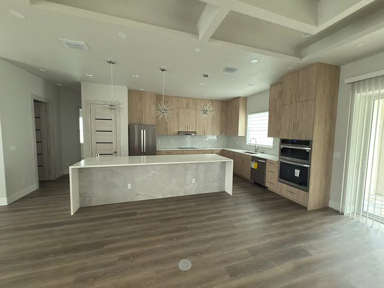 5150 Jessamine Ave — Photo 5