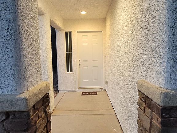 3rd image of 5918 W Agate Ave