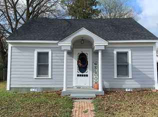 310 S Mill St, Winnsboro, TX 75494