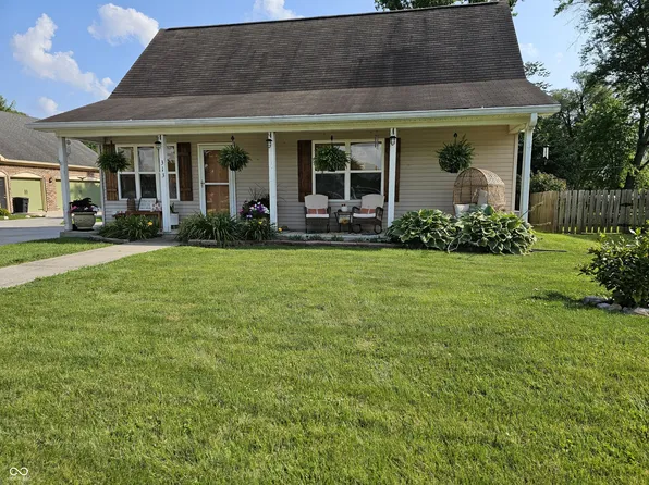 313 Osborne Ave, Pittsboro, IN 46167