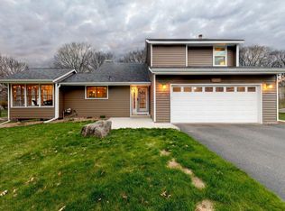 1308 Rushmore Dr, Burnsville, MN 55306