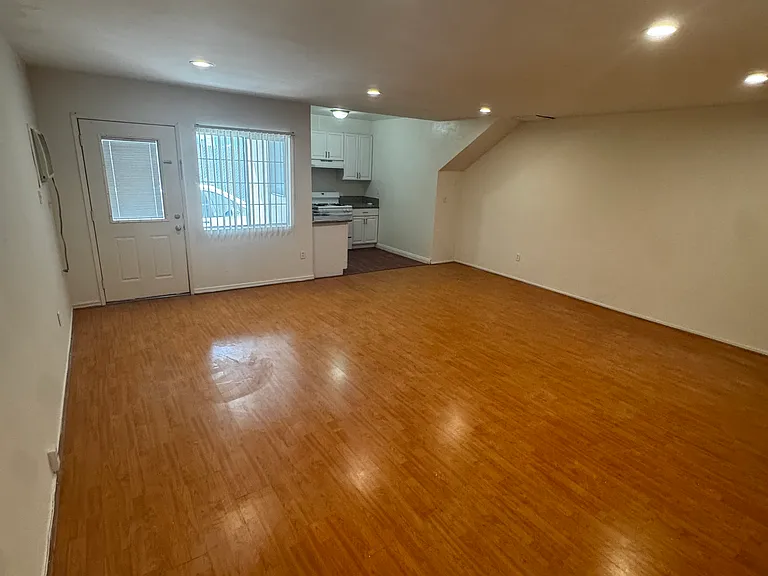 3055 Foothill Blvd #1 — Photo 5