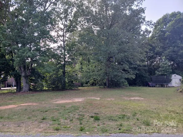 Vac Jenkins St, Locust, NC 28097