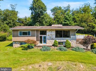 112 Gradyville Rd, Glen Mills, PA 19342