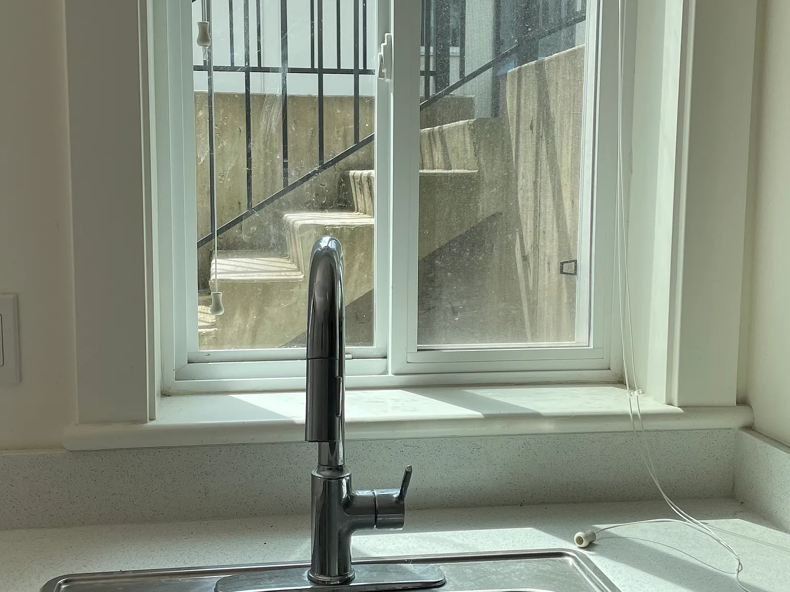 2 bed, 800 sqft, $2,600 — Photo 4