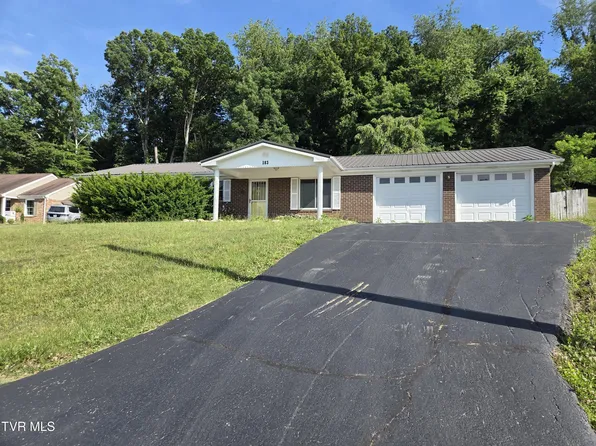 183 Claremont Cir, Bristol, VA 24201