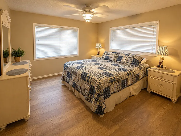 620 Flamingo Dr #201 — Photo 5