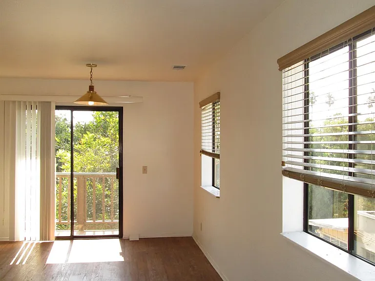 1448 Lou Dillon Ln #B — Photo 4
